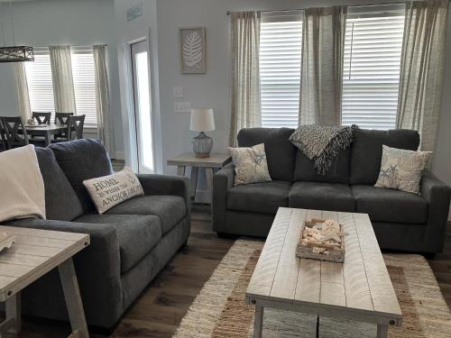 Breezy Cottage — 4-Star Luxury Hotel in Rockport, United States