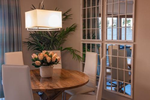Apartamento Bajo en Isla de la Toja — 4-Star Luxury Hotel in O Grove, Spain
