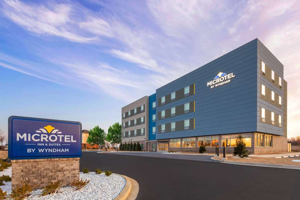 Microtel Inn & Suites by Wyndham Olive Branch - photo 3