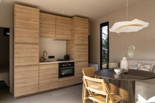 Luxe tiny house STEC midden op de Veluwe in Nunspeet — 4-Star Luxury Hotel in Nunspeet, Netherlands