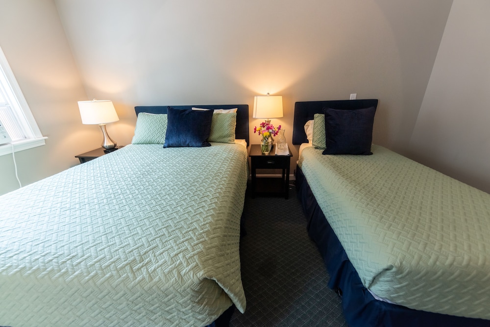 Inn By The River - photo 15