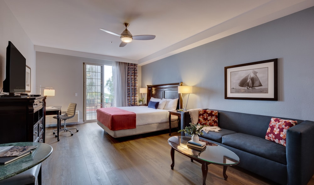 Ayres Suites Mission Viejo Lake Forest - photo 9