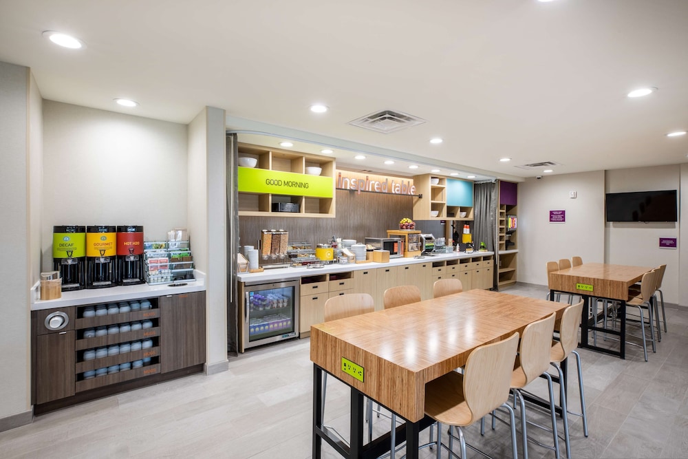 Home2 Suites by Hilton Houston IAH Airport Beltway 8 - photo 23
