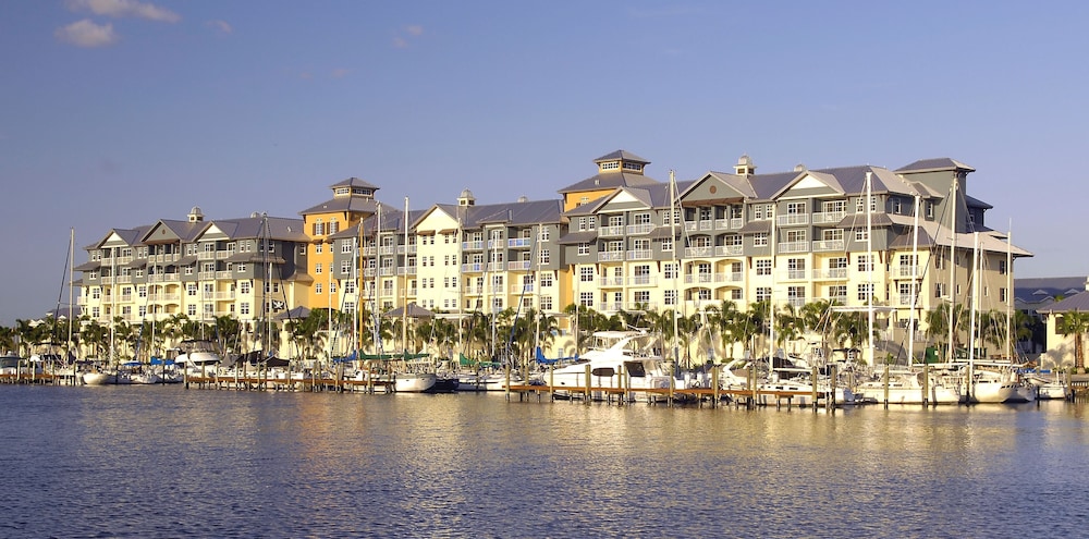 Harborside Suites at Little Harbor - carbon neutral hotel in Ruskin