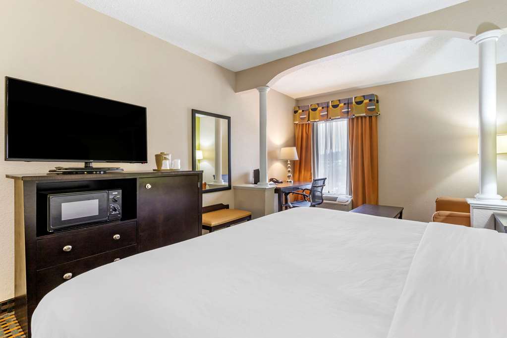 Comfort Inn & Suites Asheboro East - photo 14