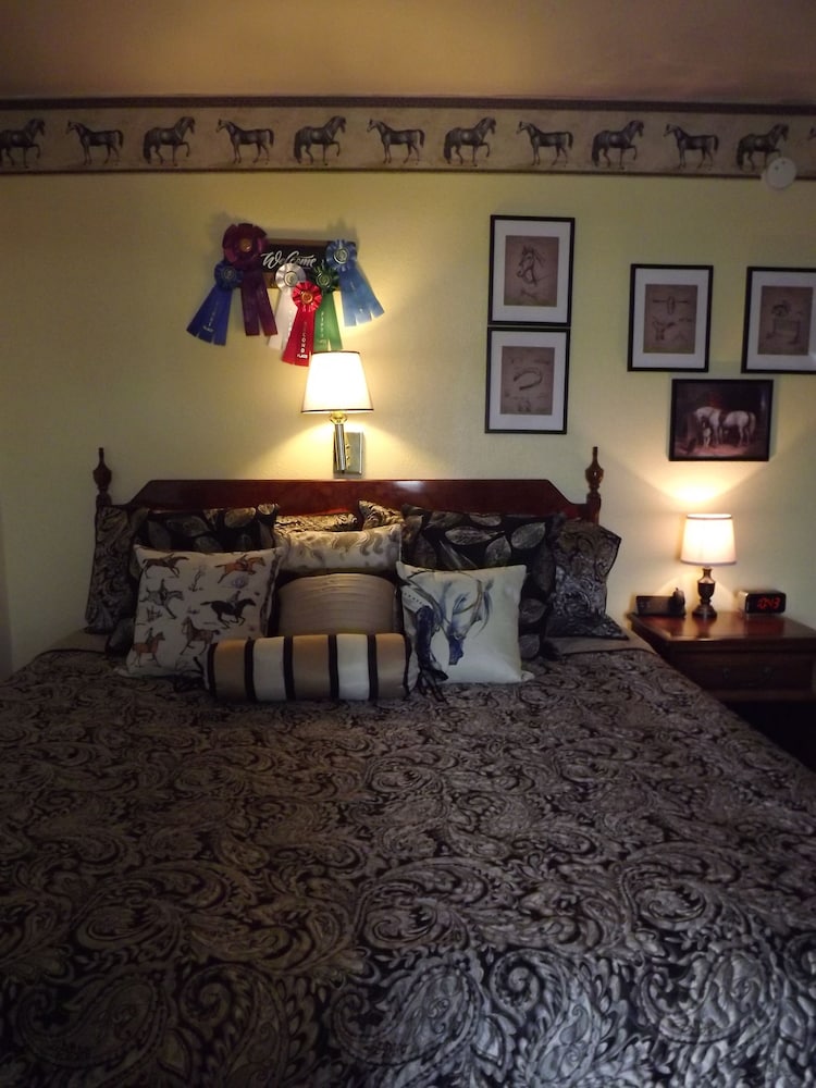 Crest Country Inn - photo 73