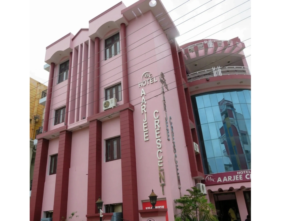 Hotel Aarjee Crescent in Jaipur, India