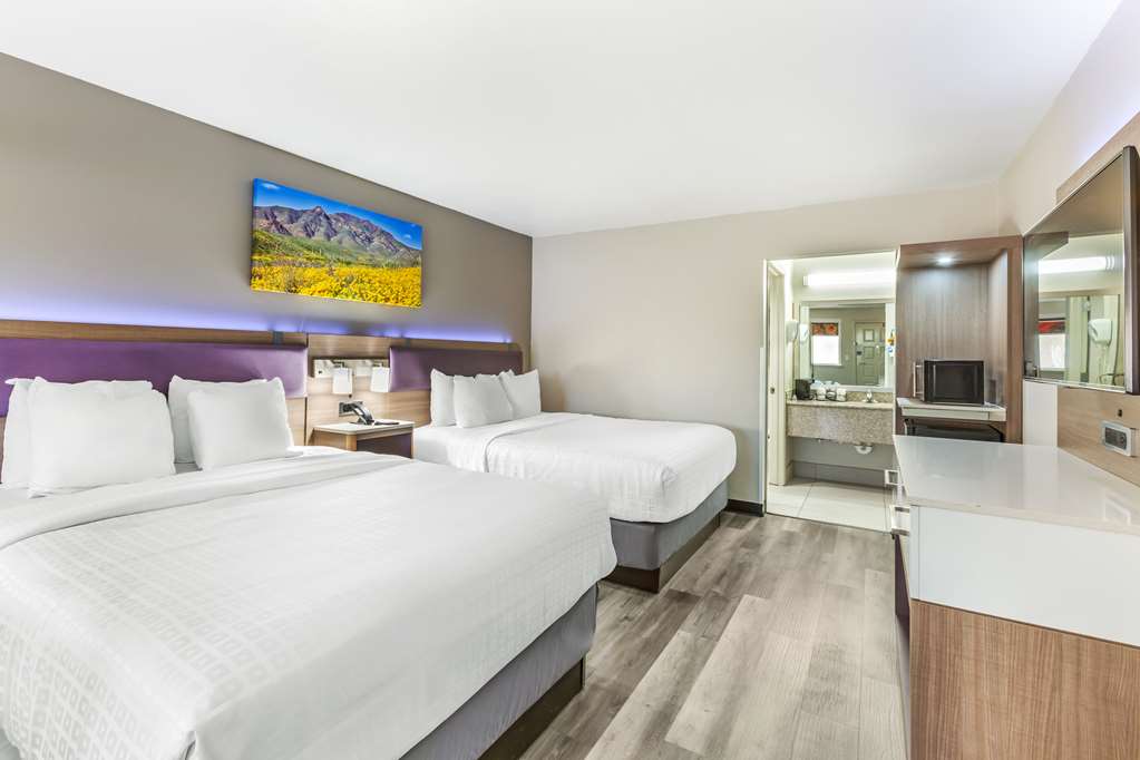 Best Western Sunland Park Inn - photo 12