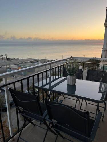 Apartamento con preciosas vistas a pie de playa — 4-Star Luxury Hotel in Santa Pola, Spain