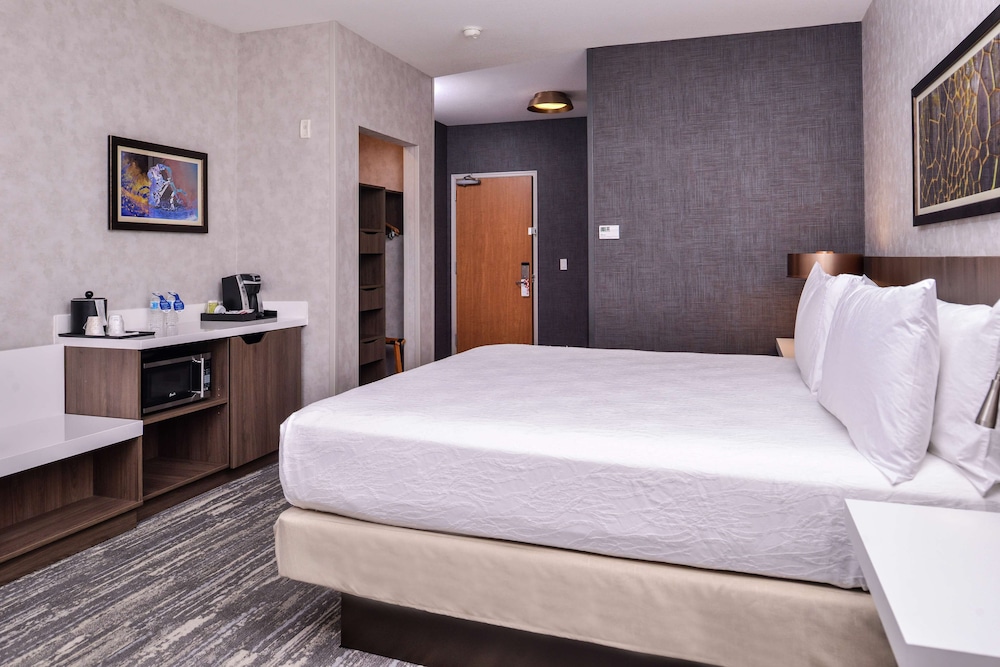 Hilton Garden Inn Bend - photo 31