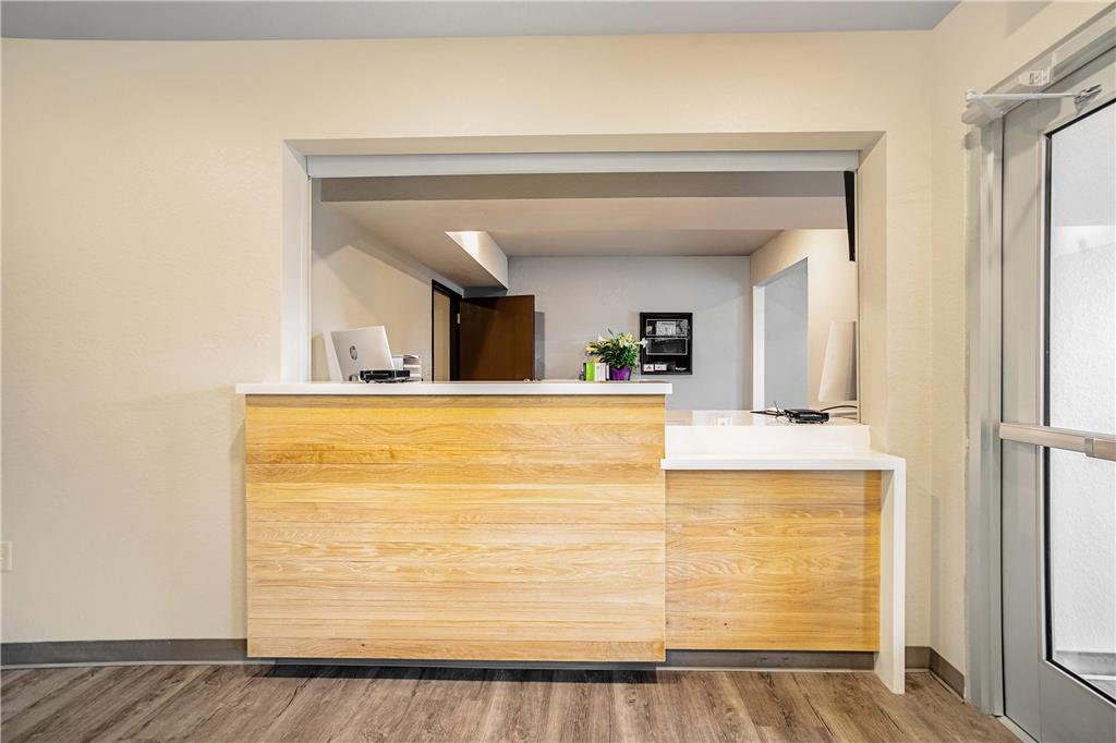 WoodSpring Suites Naples East - photo 9