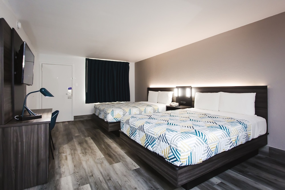 Studio 6 Houston TX Medical Center NRG Stadium - photo 4
