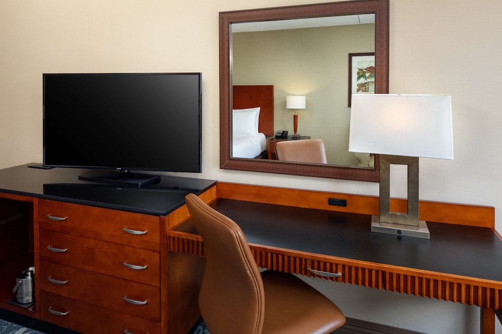 DoubleTree by Hilton Boston North Shore - photo 12