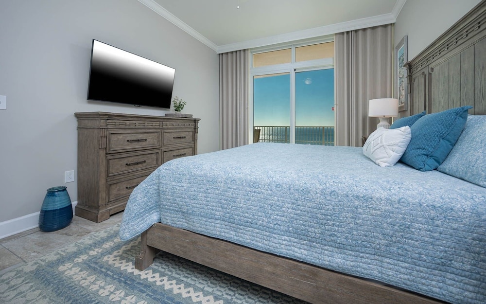 Phoenix Gulf Towers 804 4 Bedroom Condo - photo 6