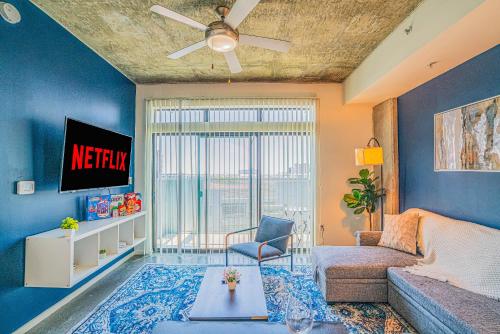 Unique 1BD Central Downtown Gym Pool Parking — 4-Star Luxury Hotel in Phoenix, United States