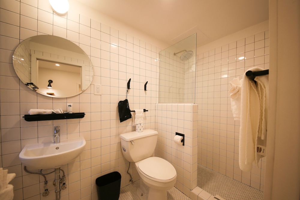 Doxie Hotel - photo 24