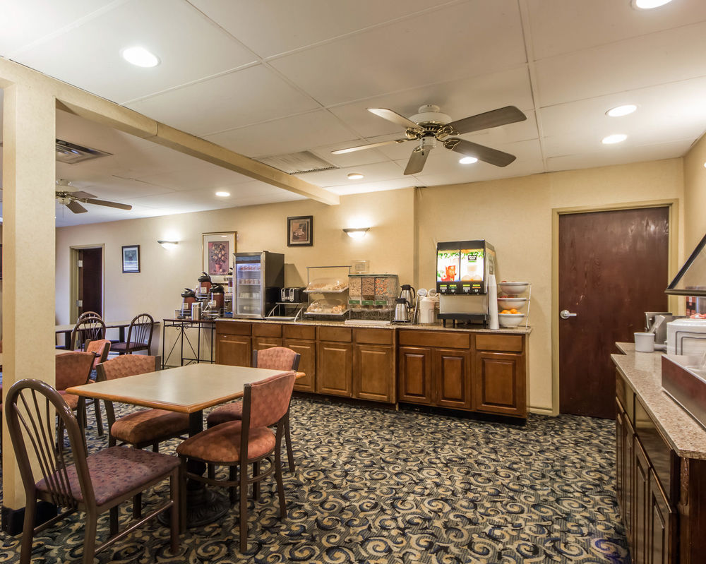 Rodeway Inn & Suites East I 44 - photo 15