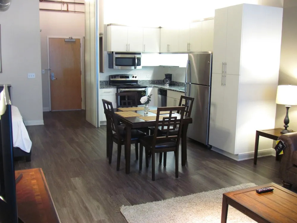 Luxury Loft Next to Staples Center - photo 11