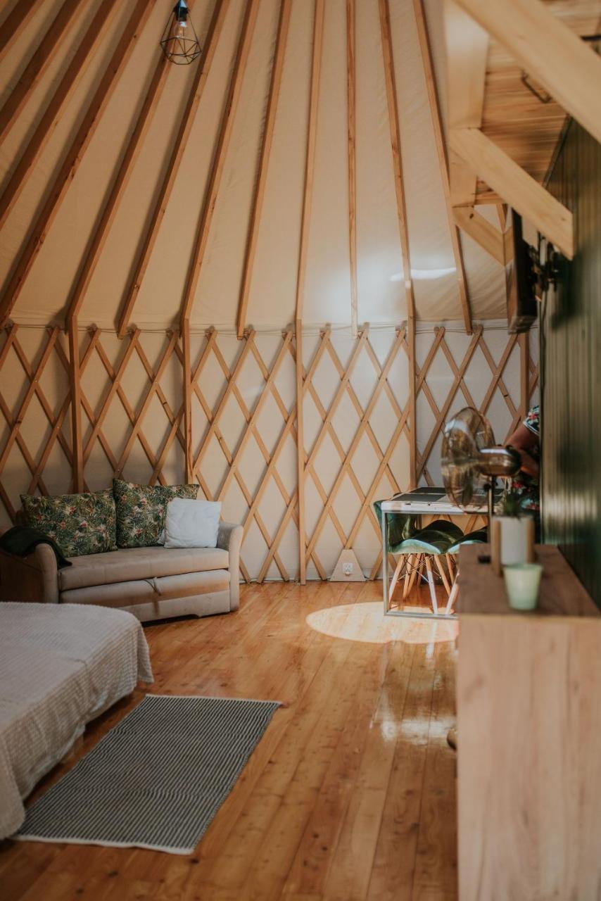 Aloha Glamp Całoroczny Glamping Nad Rzeka Z Prywatna Balia Stok Narciarski Gory Lasy Sauna in Andrychow, Poland