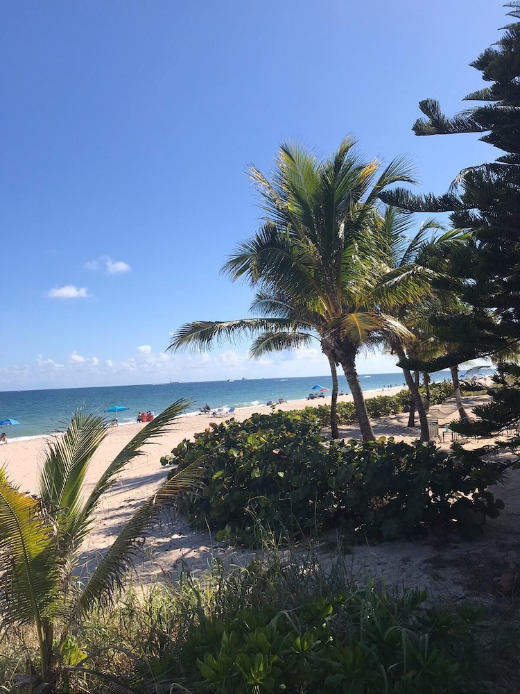 4145 By The Sea Inn & Suites - photo 97