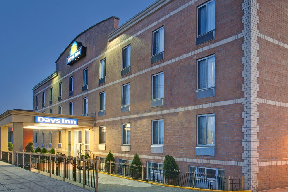 Days Inn by Wyndham Jamaica JFK Airport in Jamaica, United States