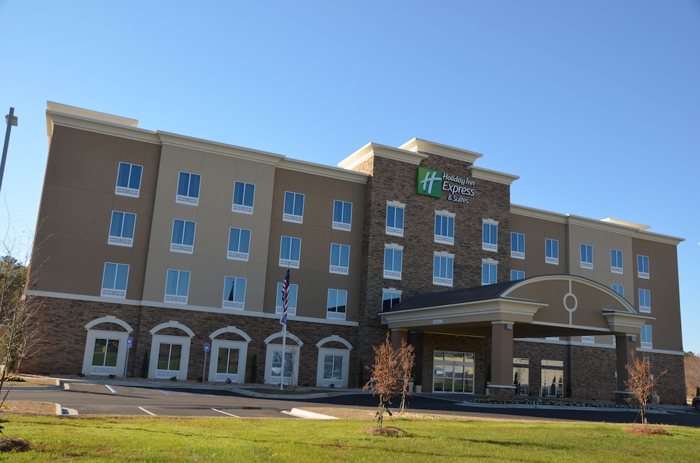 Holiday Inn Express Hotel Suites Albany By Ihg — Albany