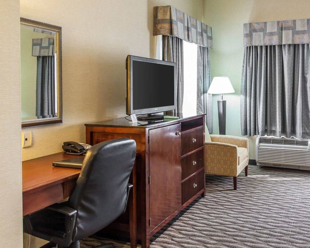 Sleep Inn & Suites Near Joint Base Andrews Washington Area - photo 33