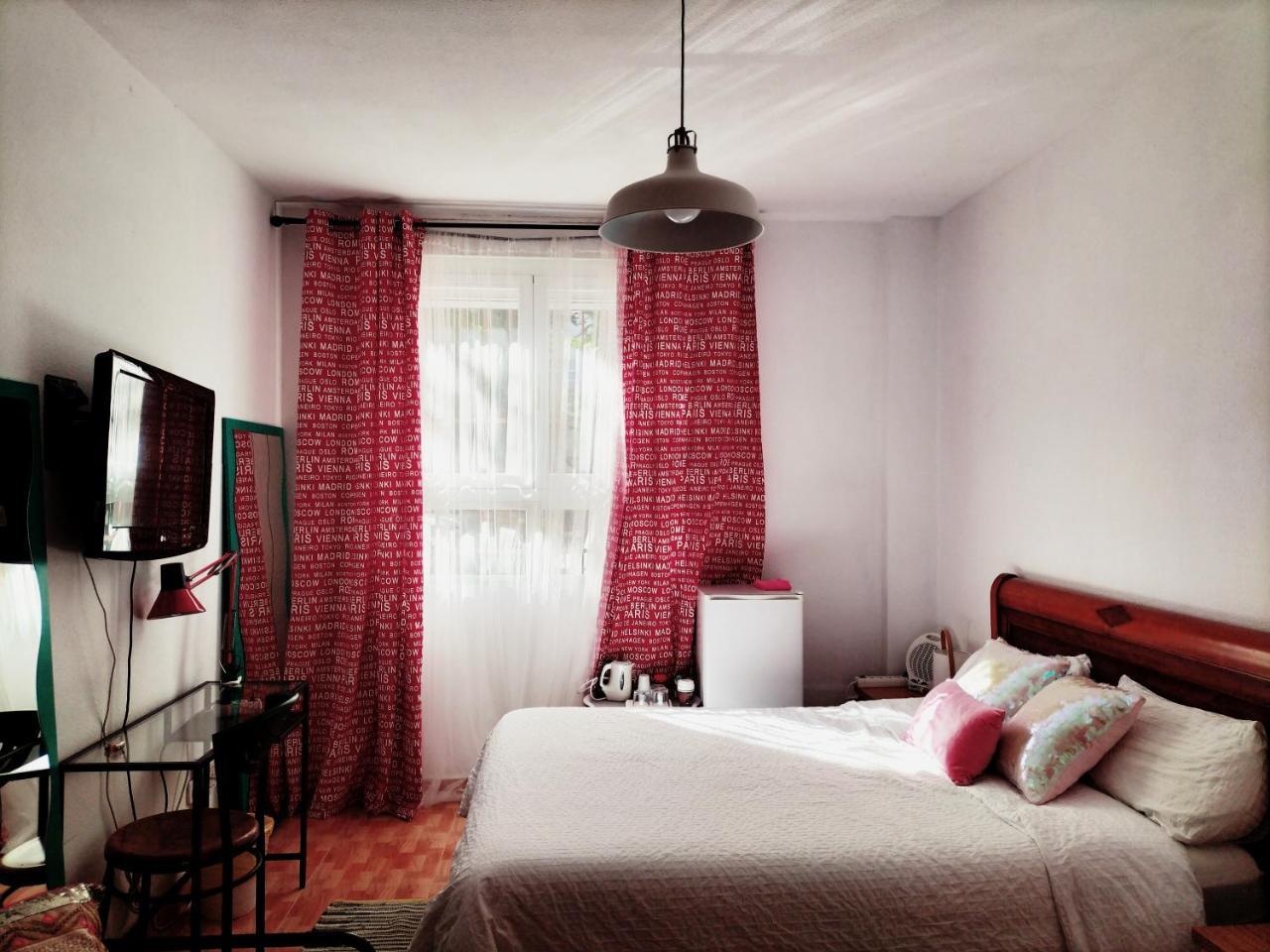 Acogedoras Habitaciones En Madrid Madrid
