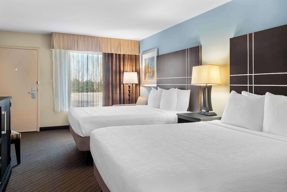 Best Western Newport Inn - photo 7