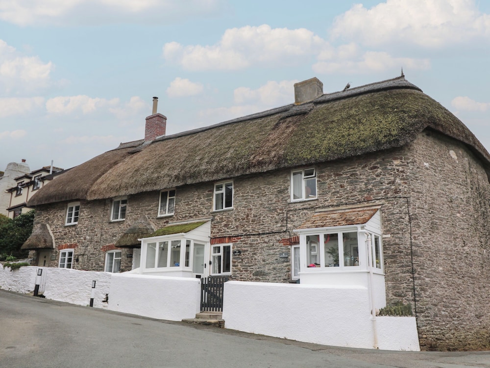 Vine Cottage — 4-Star Luxury Hotel in Kingsbridge, United Kingdom
