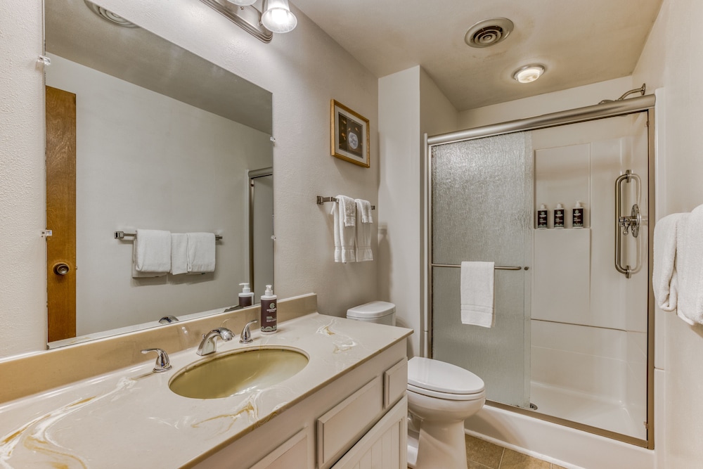 Sand & Sea Resort Condominiums - photo 941