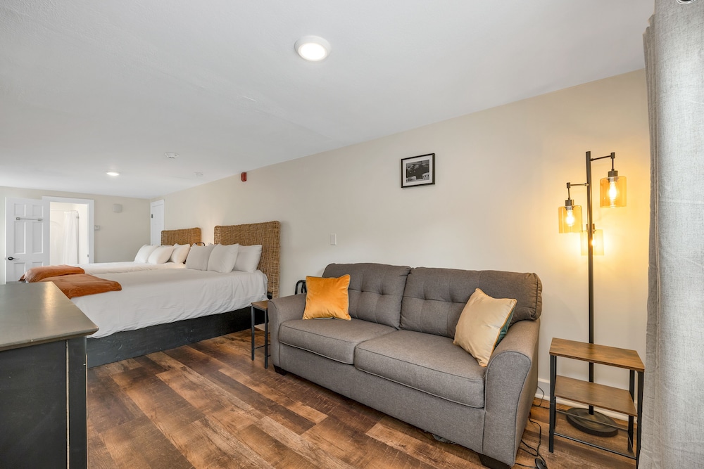 The Inn & More - photo 107