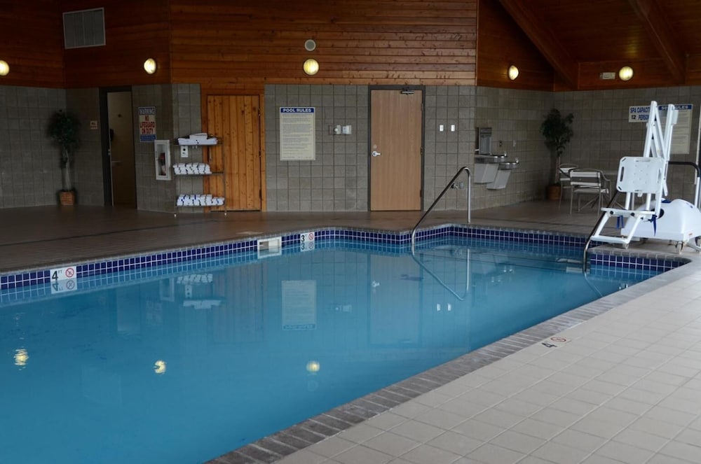 FairBridge Inn & Suites in Thorp WI - photo 23