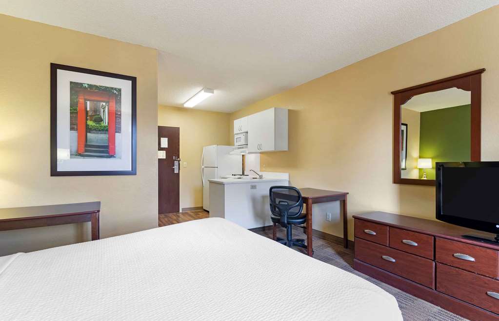 Extended Stay America Suites Savannah Midtown - photo 17