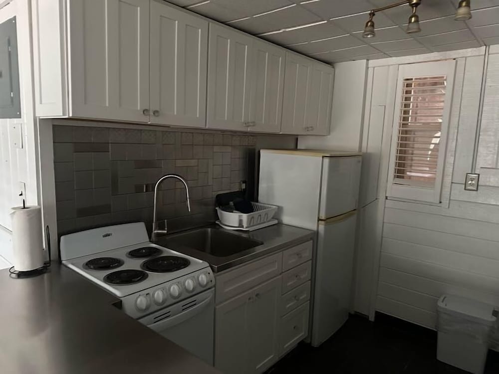 Vineyard Harbor Motel Private Beach - photo 131