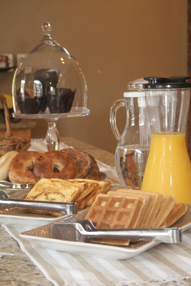 Hillwinds Inn - photo 26