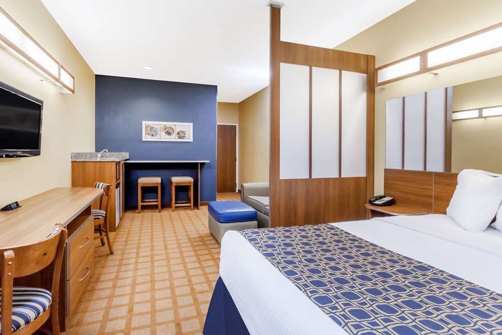 Microtel Inn & Suites by Wyndham Dickson City Scranton - photo 11