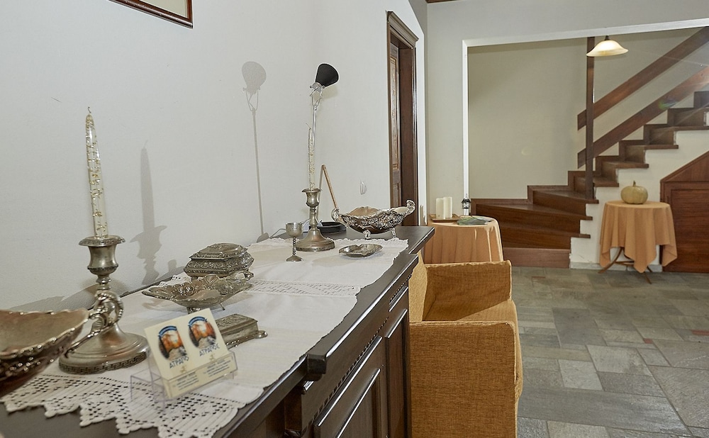 Atrapos Hotel — Volos — photo 2