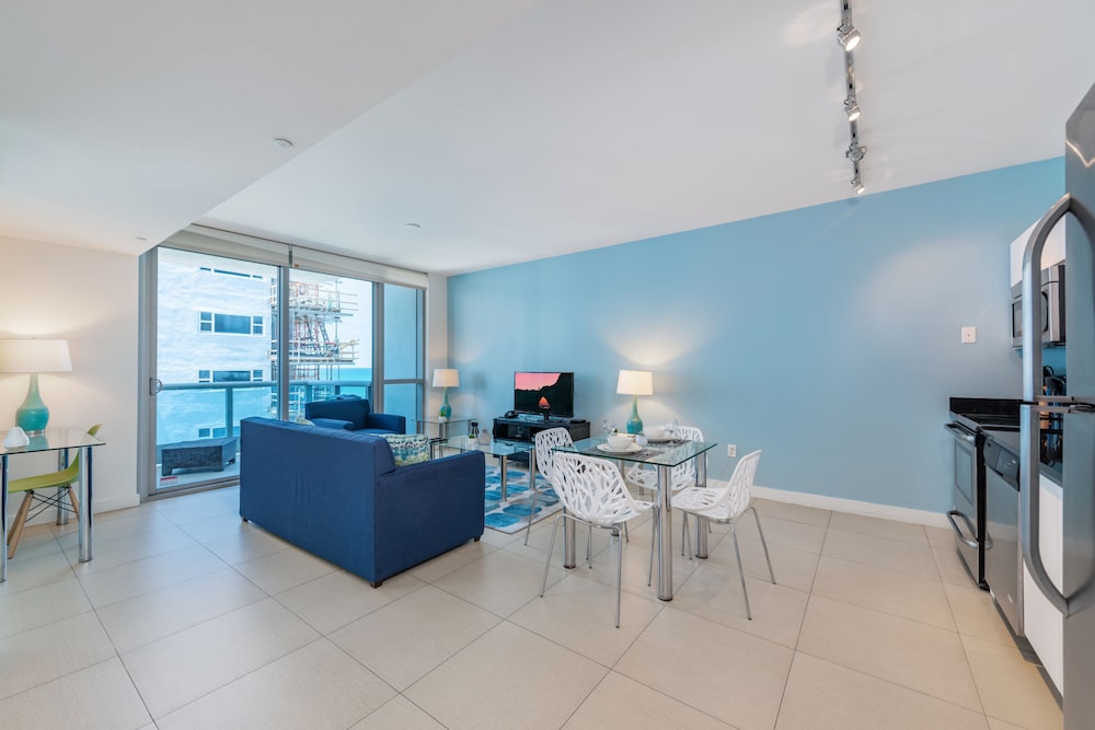 Churchill Suites Monte Carlo Miami Beach - photo 69