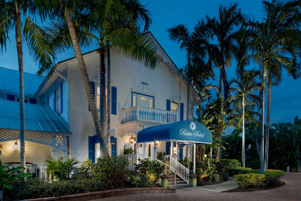 Olde Marco Island Inn and Suites - photo 24
