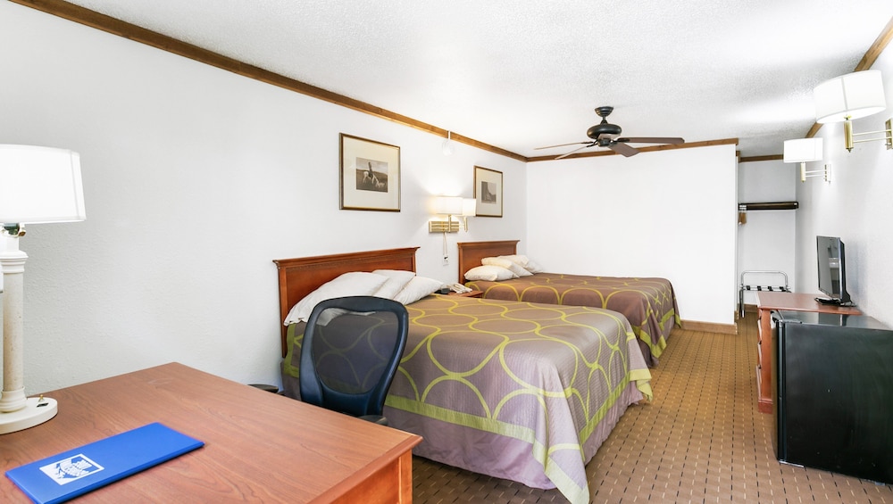 Georgetown Lodge - photo 10