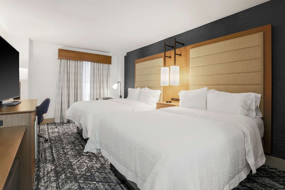 Hampton Inn & Suites Austin Downtown - photo 21