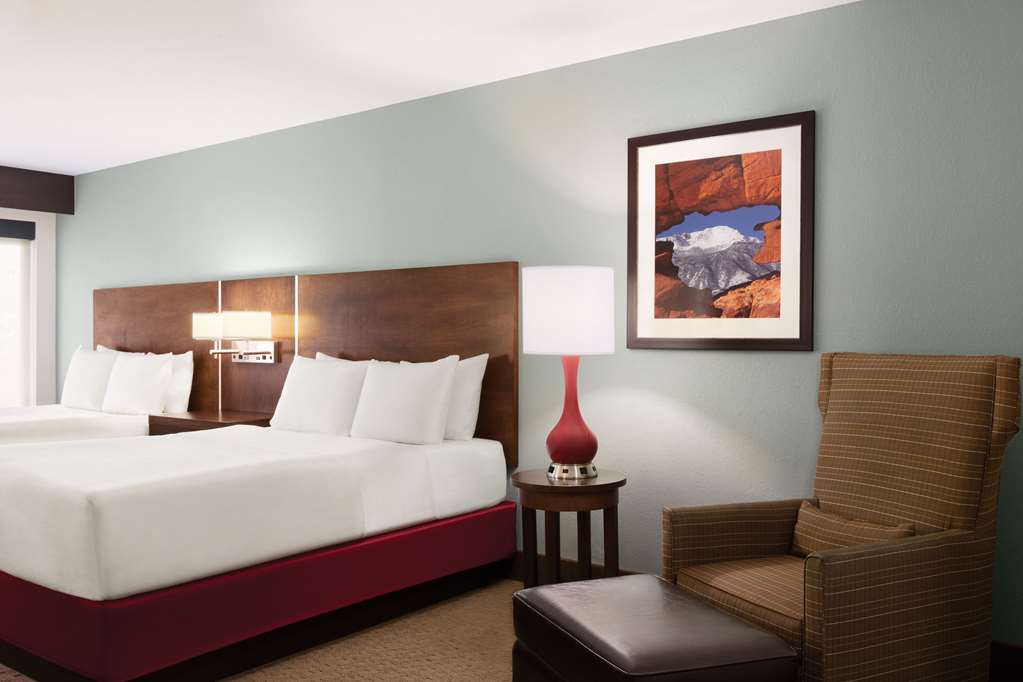 Radisson Hotel Colorado Springs Airport - photo 6