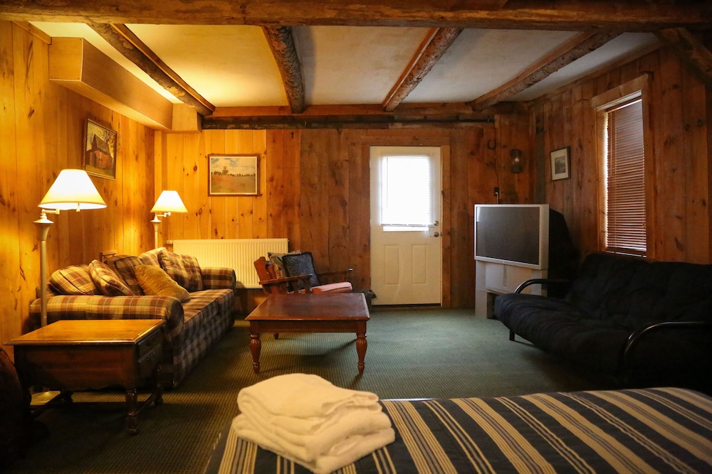 Salt Ash Inn - photo 29