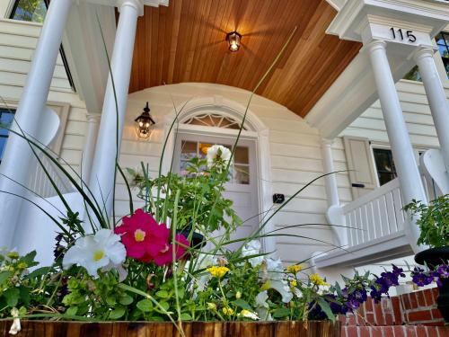Buttonwood Boutique Hotel - photo 20