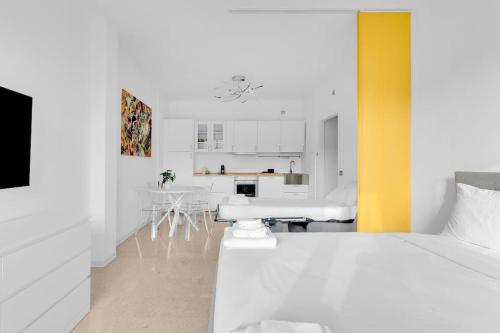 Yellow Flat Central — 4-Star Luxury Hotel in Milan, Italy
