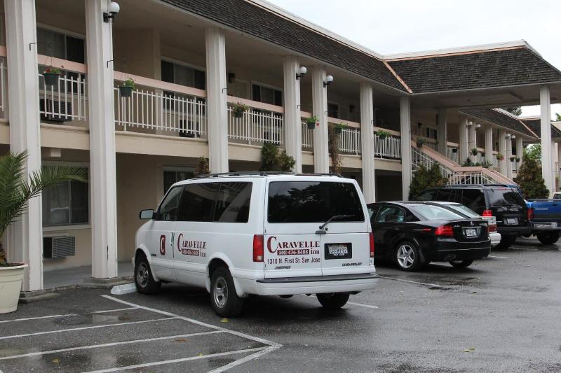 Caravelle Inn Suites - photo 9