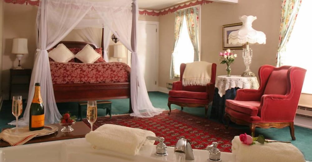 Crestmont Inn - photo 17