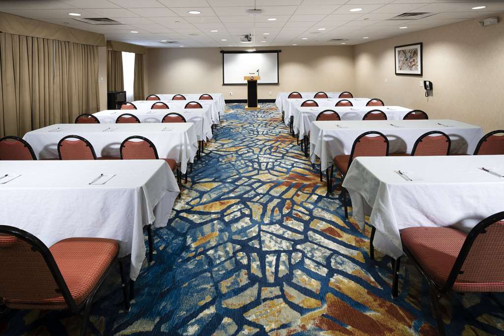 Best Western Plus Henderson Hotel - photo 30