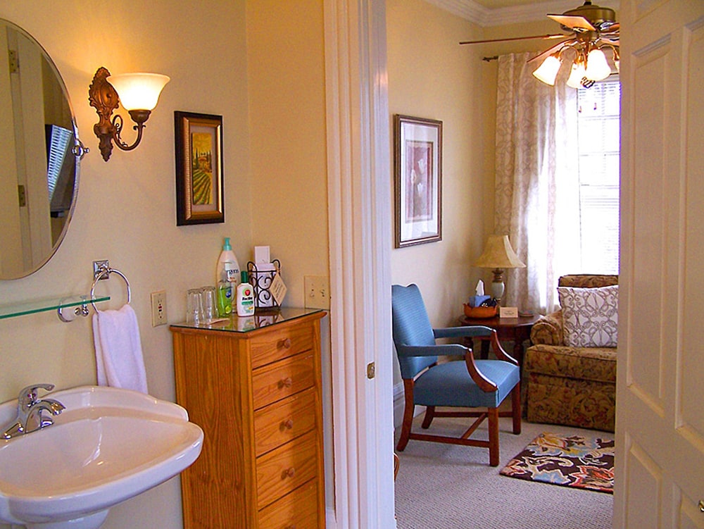 Lyndon House B&B - photo 43